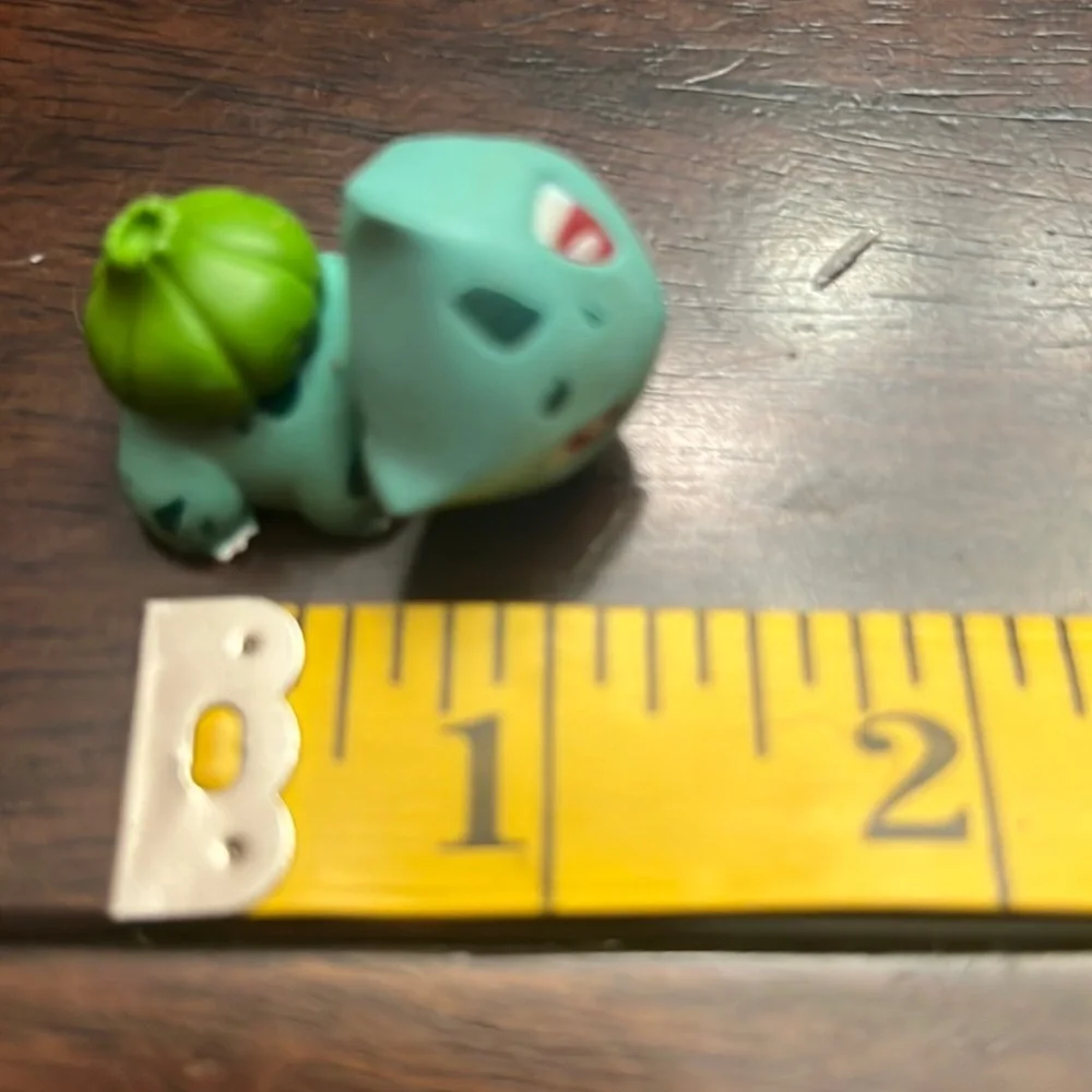 bulbasaur pokemon figure bandai 2005